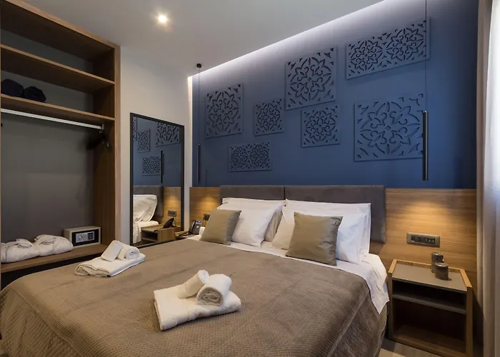 Giafra Luxury Rooms
