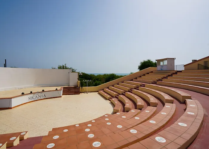 Sikania Eco Resort